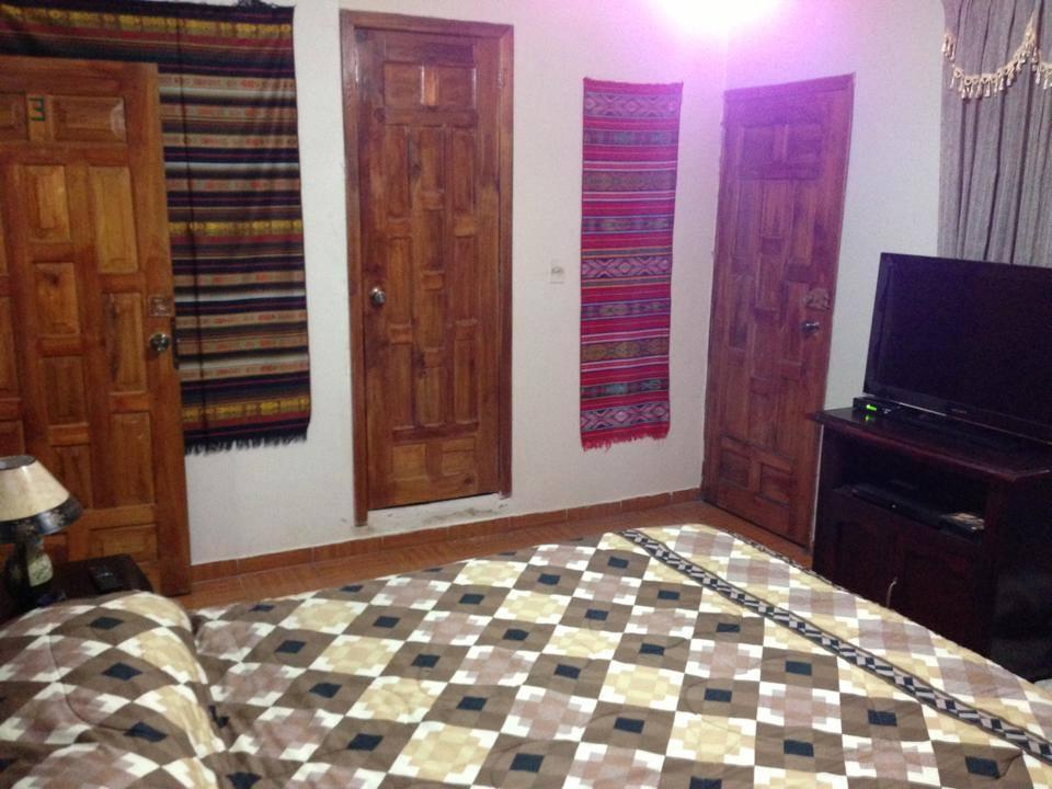 Hostal Jora Continental Cotacachi Rum bild