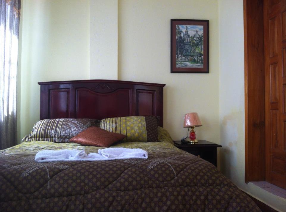 Hostal Jora Continental Cotacachi Rum bild