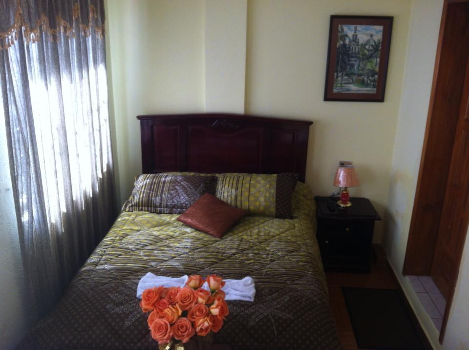 Hostal Jora Continental Cotacachi Rum bild